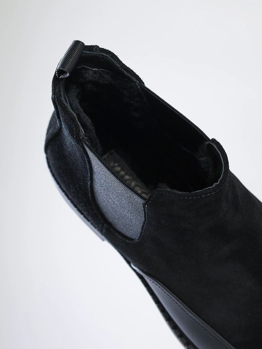 Ботинки-челси черного цвета из натурального спилока